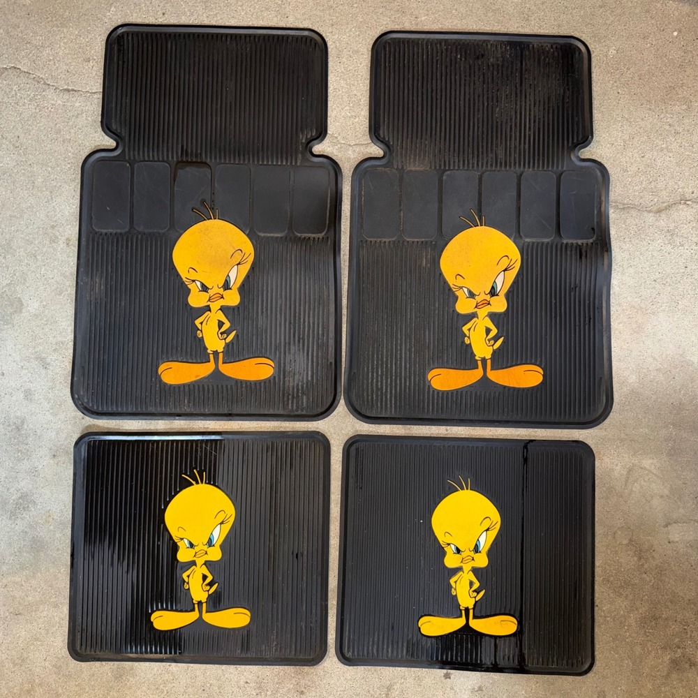 Vintage Tweety Bird Rubber Car Floor Mats Set 4 Universal Fit Looney Tunes Black